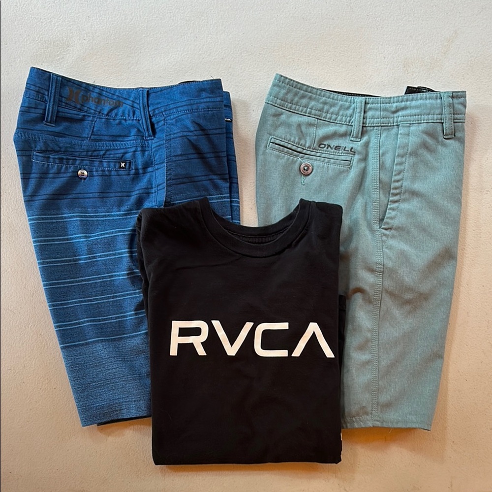 O'Neill/ Hurley Shorts & RVCA T-Shirt Bundle. (24) - Picture 1 of 12